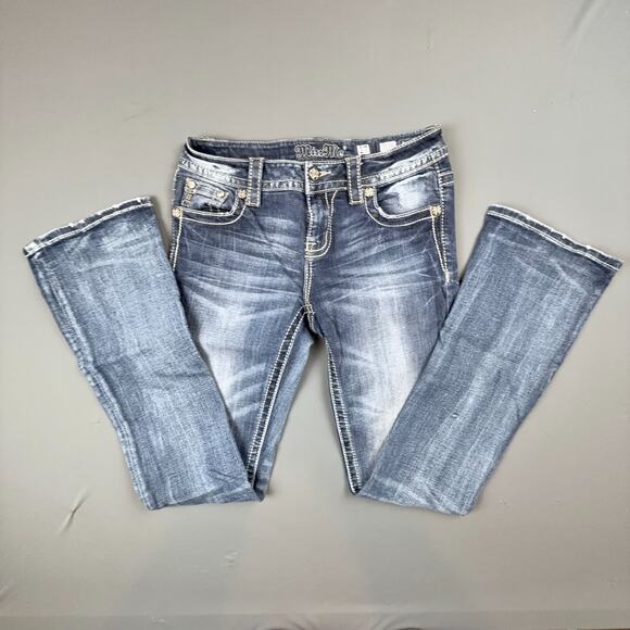 Miss Me Embroidered Pocket Bootcut Jeans 27 Mid Rise Denim Western Bling - Picture 2 of 10